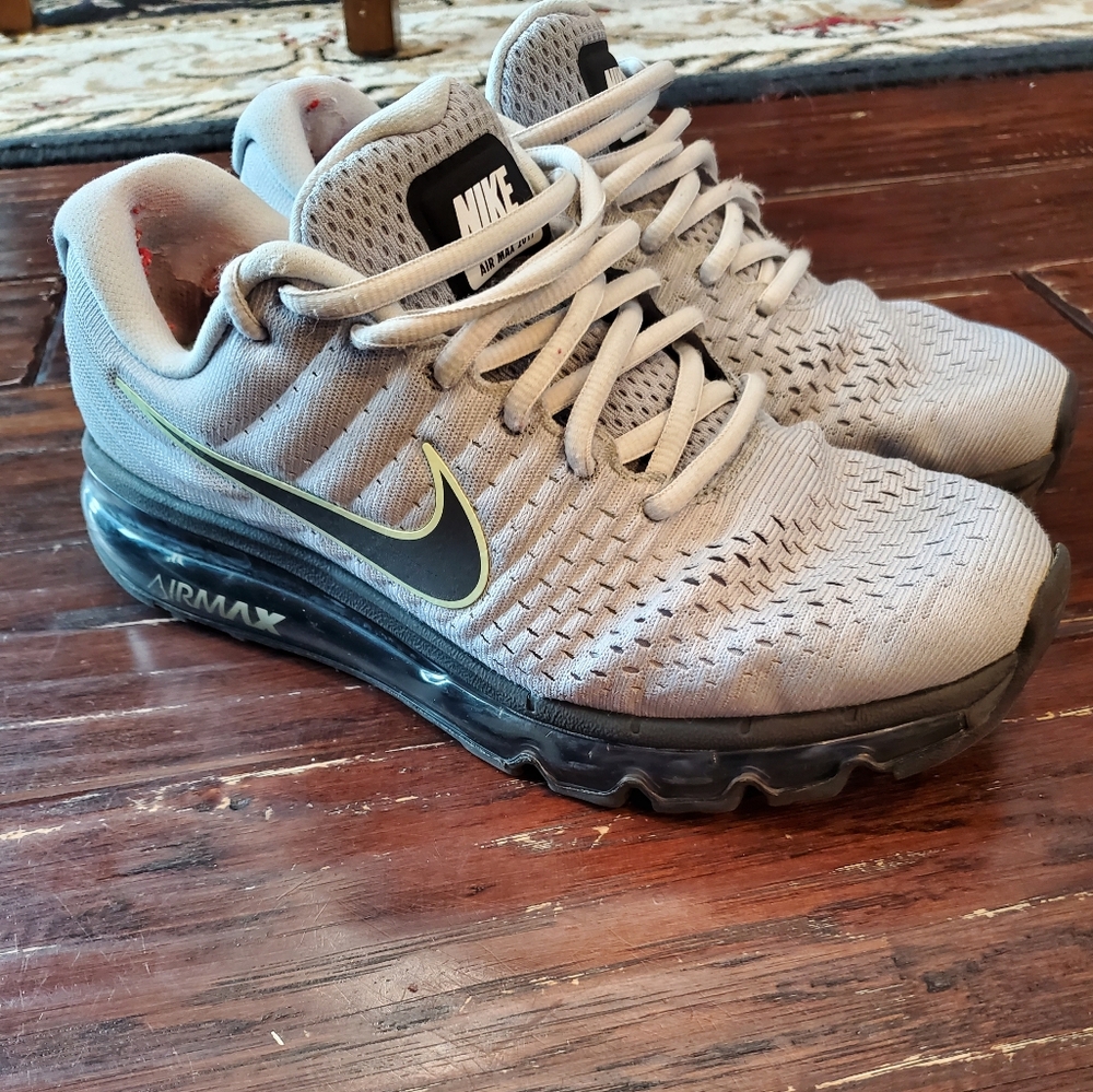 Nike Air Max 2017 Wolf Gray Volt Sneakers - Picture 2 of 9